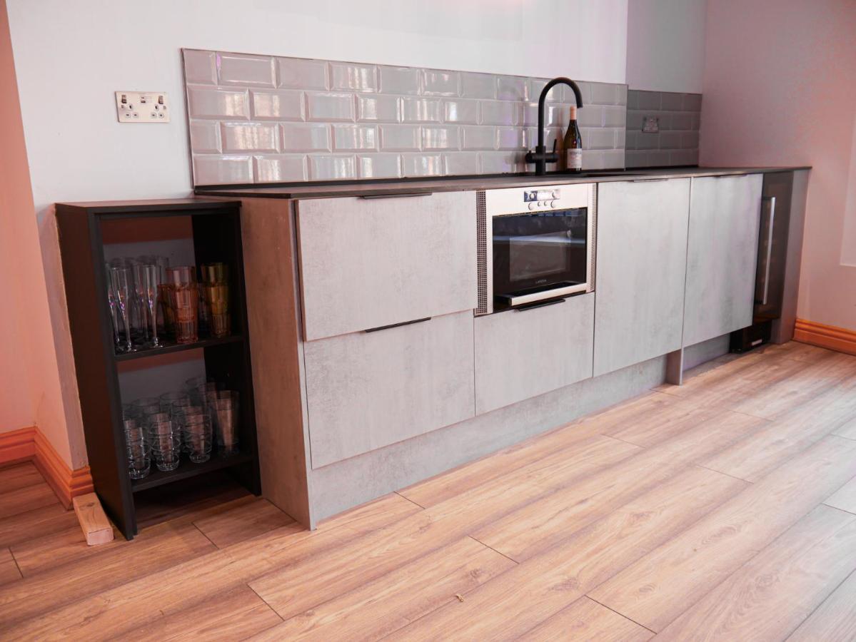 Luxury Apartments Liverpool City Center 외부 사진